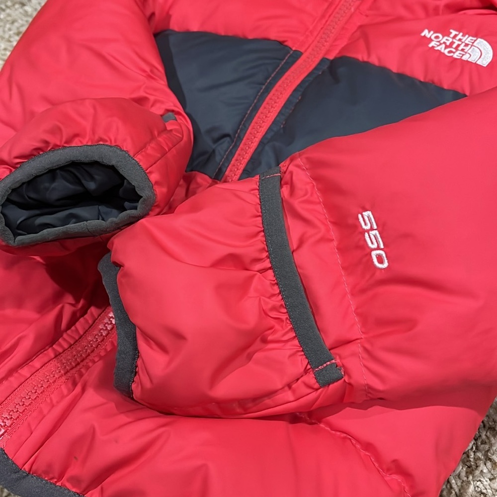 North Face Puffer Jacket - Picture 4 of 7